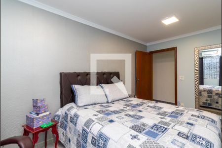 Casa à venda com 300m², 4 quartos e 3 vagas Casa à venda com 300m², 4 quartos e 3 vagasSuíte