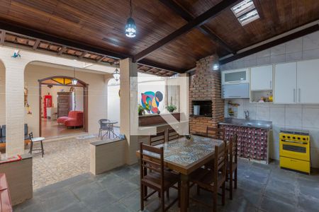 Churrasqueira de casa para alugar com 4 quartos, 217m² em Serra, Belo Horizonte