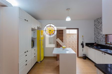 Cozinha de casa para alugar com 4 quartos, 217m² em Serra, Belo Horizonte