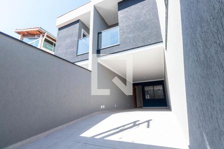 Casa para alugar com 140m², 3 quartos e 3 vagas Casa para alugar com 140m², 3 quartos e 3 vagasGaragem
