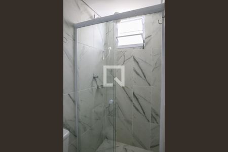 Banheiro de kitnet/studio para alugar com 1 quarto, 15m² em Barra Funda, São Paulo