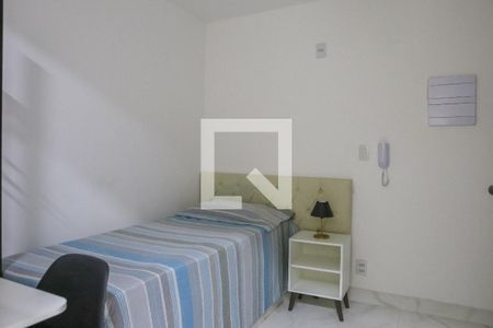Quarto e Cozinha de kitnet/studio para alugar com 1 quarto, 15m² em Barra Funda, São Paulo