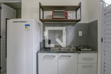 Quarto e Cozinha de kitnet/studio para alugar com 1 quarto, 15m² em Barra Funda, São Paulo