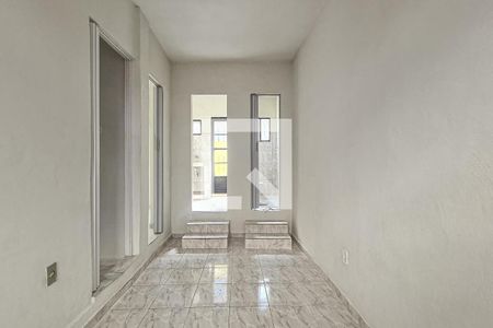 Sala de casa de condomínio para alugar com 2 quartos, 38m² em Encantado, Rio de Janeiro