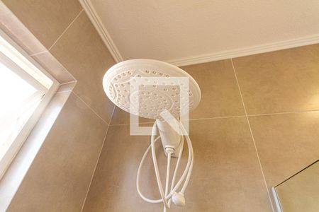 Banheiro de apartamento para alugar com 1 quarto, 32m² em Partenon, Porto Alegre