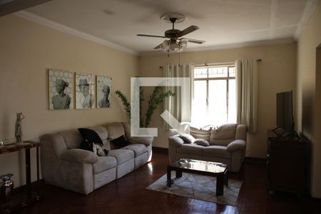 Casa à venda com 4 quartos, 290m² em Santa Paula, São Caetano do Sul