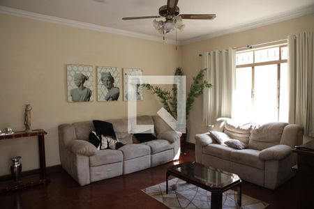 Casa à venda com 4 quartos, 290m² em Santa Paula, São Caetano do Sul