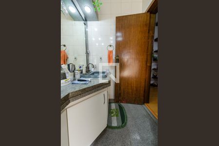 Casa à venda com 425m², 4 quartos e 4 vagas Casa à venda com 425m², 4 quartos e 4 vagasBanheiro suíte 2