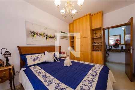 Casa à venda com 425m², 4 quartos e 4 vagas Casa à venda com 425m², 4 quartos e 4 vagasSuíte 1