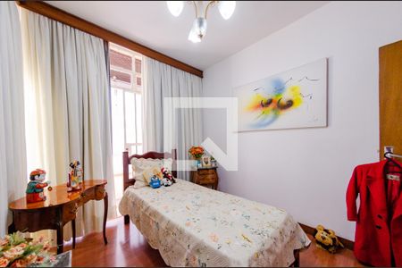 Casa à venda com 425m², 4 quartos e 4 vagas Casa à venda com 425m², 4 quartos e 4 vagasQuarto 2