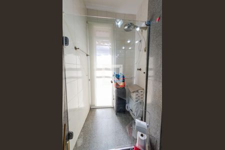 Casa à venda com 425m², 4 quartos e 4 vagas Casa à venda com 425m², 4 quartos e 4 vagasBanheiro suíte 2