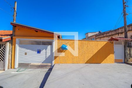 Casa à venda com 260m², 2 quartos e 2 vagasFachada