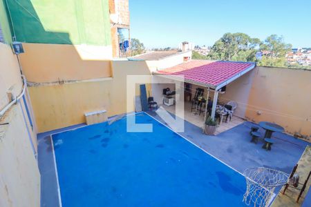 Casa à venda com 260m², 2 quartos e 2 vagasQuintal