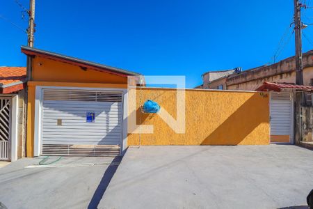 Casa à venda com 260m², 2 quartos e 2 vagasFachada