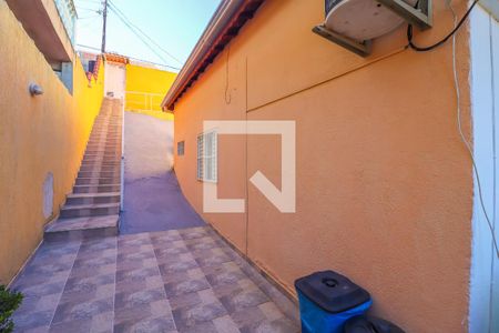 Casa à venda com 260m², 2 quartos e 2 vagasQuintal