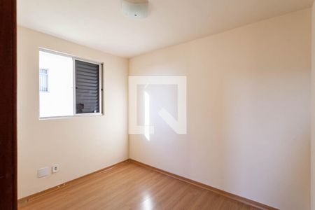 Quarto 1 de apartamento para alugar com 3 quartos, 90m² em São João Batista, Belo Horizonte