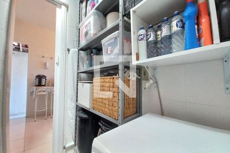 Casa à venda com 151m², 4 quartos e 1 vaga Casa à venda com 151m², 4 quartos e 1 vagaÁrea de Serviço