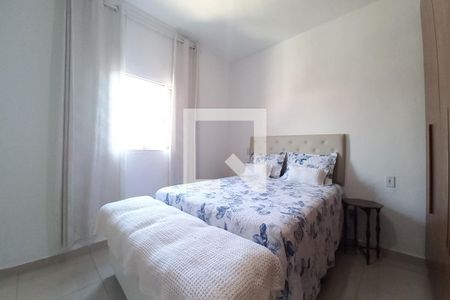 Casa à venda com 151m², 4 quartos e 1 vaga Casa à venda com 151m², 4 quartos e 1 vagaSuíte