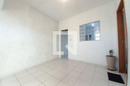 Casa à venda com 151m², 4 quartos e 1 vaga Casa à venda com 151m², 4 quartos e 1 vagaGaragem