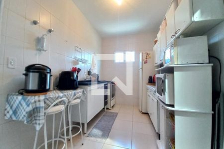 Casa à venda com 151m², 4 quartos e 1 vaga Casa à venda com 151m², 4 quartos e 1 vagaCozinha