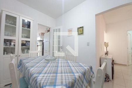 Casa à venda com 151m², 4 quartos e 1 vaga Casa à venda com 151m², 4 quartos e 1 vagaCopa