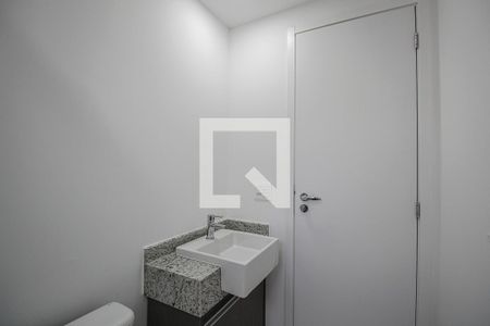 Banheiro de kitnet/studio para alugar com 1 quarto, 22m² em Vila Mariana, São Paulo
