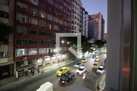 Vista da Sala de apartamento à venda com 2 quartos, 59m² em Copacabana, Rio de Janeiro