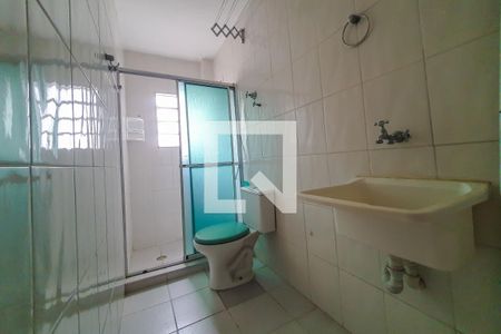 banheiro de apartamento para alugar com 1 quarto, 27m² em Sé, São Paulo