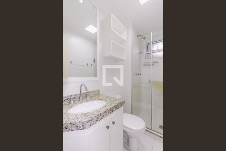 Apartamento à venda com 74m², 3 quartos e 2 vagasBanheiro Social