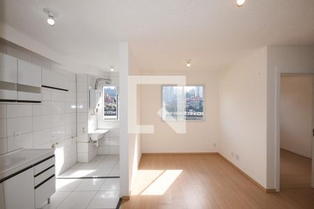 Sala de apartamento para alugar com 2 quartos, 41m² em Vila Plana, São Paulo