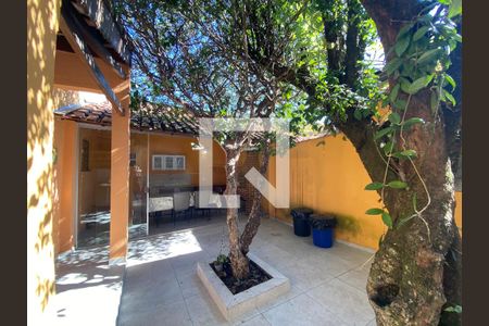 Casa à venda com 130m², 3 quartos e 3 vagasQuintal