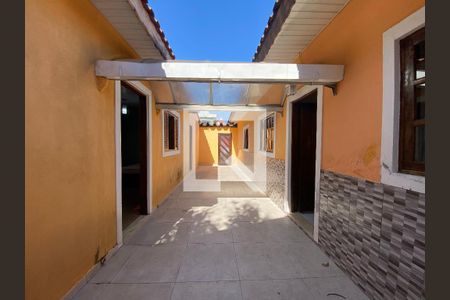 Casa à venda com 130m², 3 quartos e 3 vagasCorredor