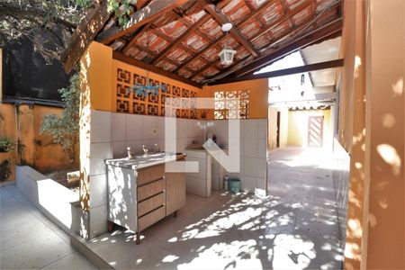 Casa à venda com 130m², 3 quartos e 3 vagasÁrea de Serviço