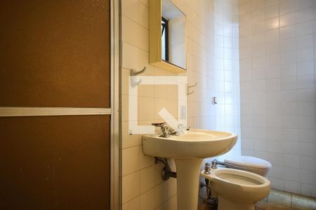 Apartamento à venda com 500m², 4 quartos e 3 vagasBanheiro de Serviço