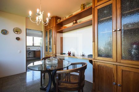 Apartamento à venda com 500m², 4 quartos e 3 vagasCopa