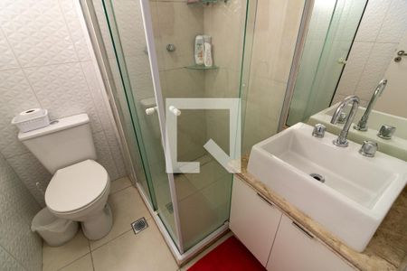 Apartamento à venda com 69m², 3 quartos e 2 vagas Apartamento à venda com 69m², 3 quartos e 2 vagasBanheiro Suite