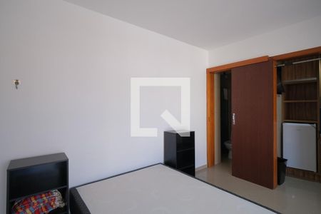 Quarto 2 de kitnet/studio para alugar com 1 quarto, 33m² em Centro, Curitiba