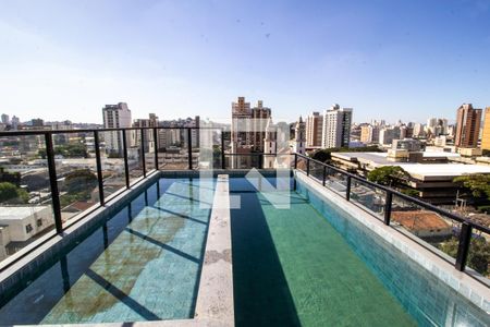Apartamento à venda com 63m², 2 quartos e 2 vagas Apartamento à venda com 63m², 2 quartos e 2 vagasÁrea comum - Piscina