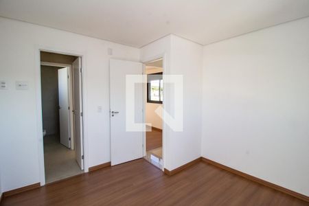Apartamento à venda com 63m², 2 quartos e 2 vagas Apartamento à venda com 63m², 2 quartos e 2 vagasSuite