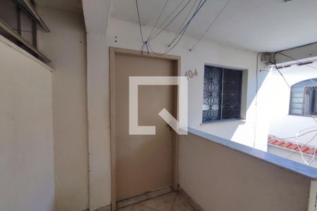 Casa para alugar com 70m², 2 quartos e sem vaga Casa para alugar com 70m², 2 quartos e sem vagaVaranda