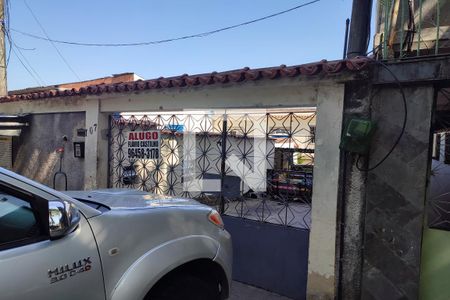 Casa para alugar com 70m², 2 quartos e sem vaga Casa para alugar com 70m², 2 quartos e sem vagaFachada