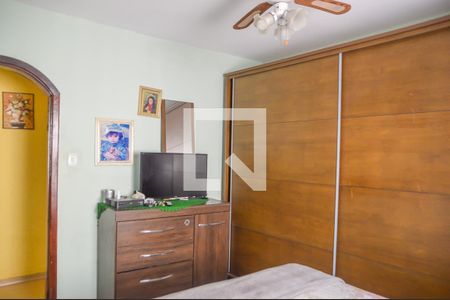 Casa à venda com 250m², 4 quartos e 2 vagasQuarto 2 - Suíte