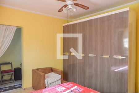 Casa à venda com 250m², 4 quartos e 2 vagasQuarto 3 - Suíte