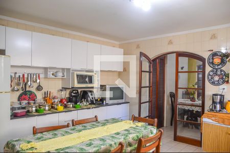 Casa à venda com 250m², 4 quartos e 2 vagasCozinha