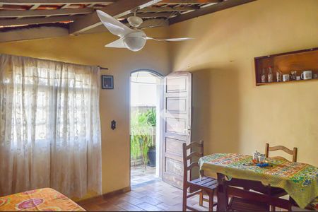 Casa à venda com 250m², 4 quartos e 2 vagasQuarto 4 - Suíte