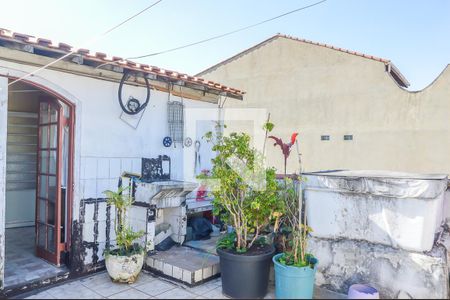 Casa à venda com 250m², 4 quartos e 2 vagasQuintal