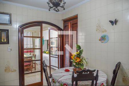 Casa à venda com 250m², 4 quartos e 2 vagasCopa