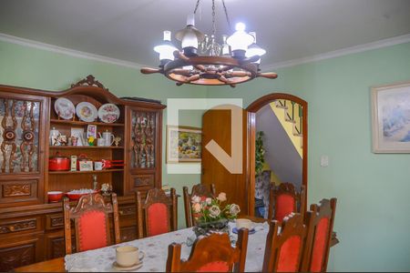 Casa à venda com 250m², 4 quartos e 2 vagasSala de Jantar