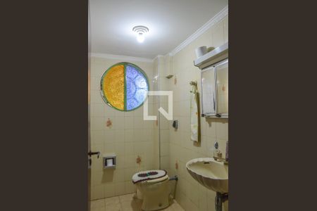 Casa à venda com 250m², 4 quartos e 2 vagasLavabo