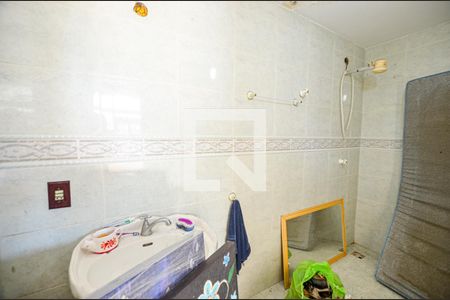 Banheiro da Suíte de casa à venda com 4 quartos, 250m² em Itaipu, Niterói